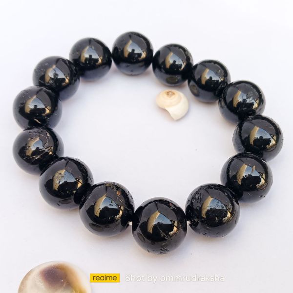 Picture of black tourmaline bracelet 14mm