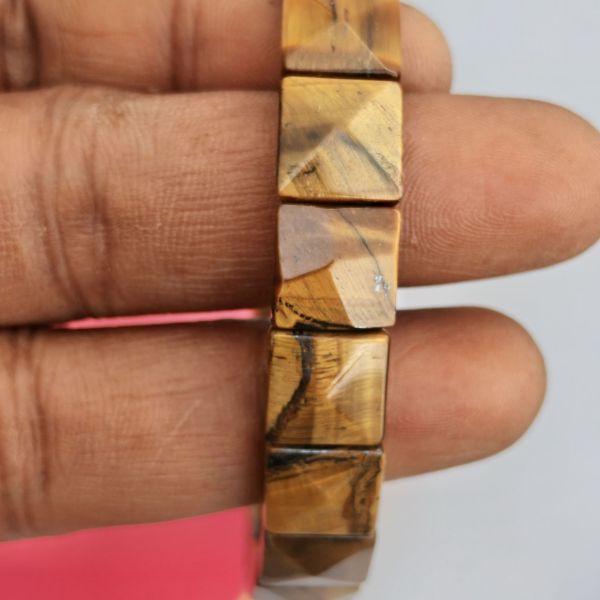 Picture of Tiger eye bracelet