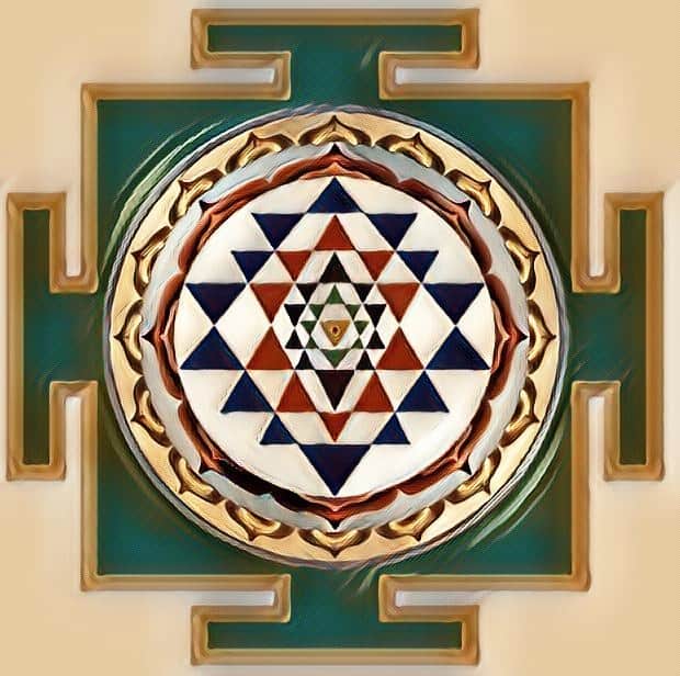 Sri Yantra - Chant 108 times for better Health, Wealth and Wisdom 